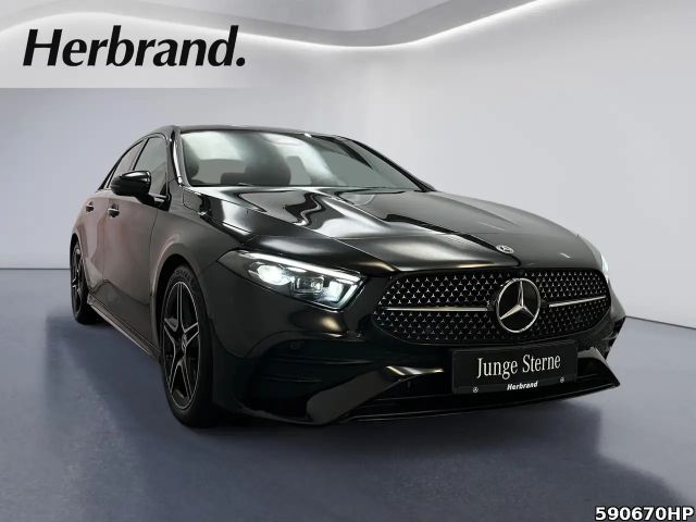 Mercedes-Benz A 180 AMG Line