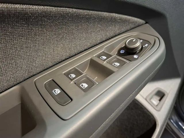 Volkswagen Golf 1.5 eTSI DSG Life