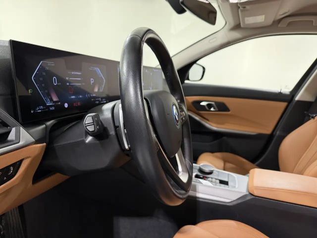 BMW 320 320e Touring xDrive