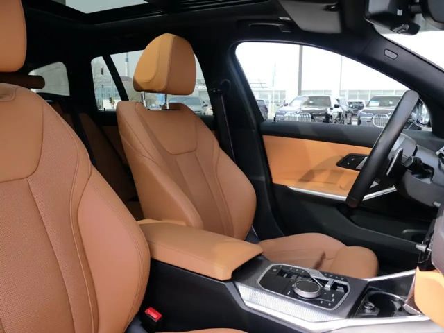 BMW 330 330e M-Sport Touring xDrive